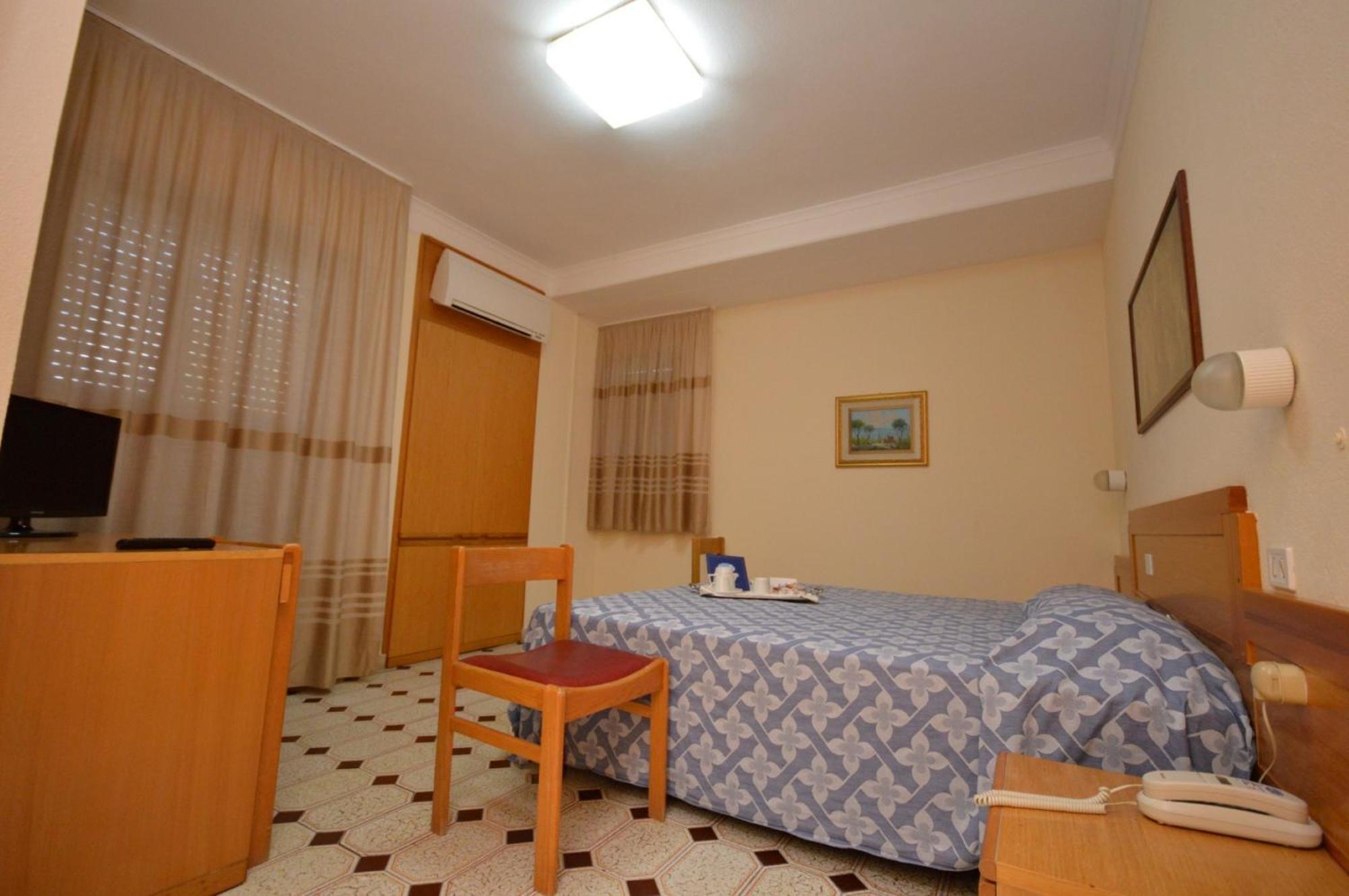 Hotel Residence Il Gabbiano Ciro Marina Room photo